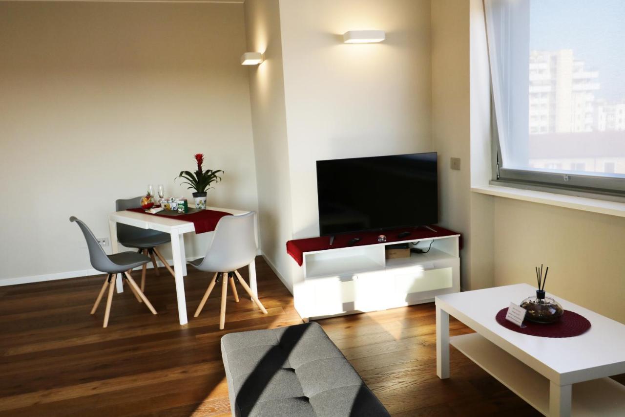 Aparthotel Isola Milano Exteriör bild